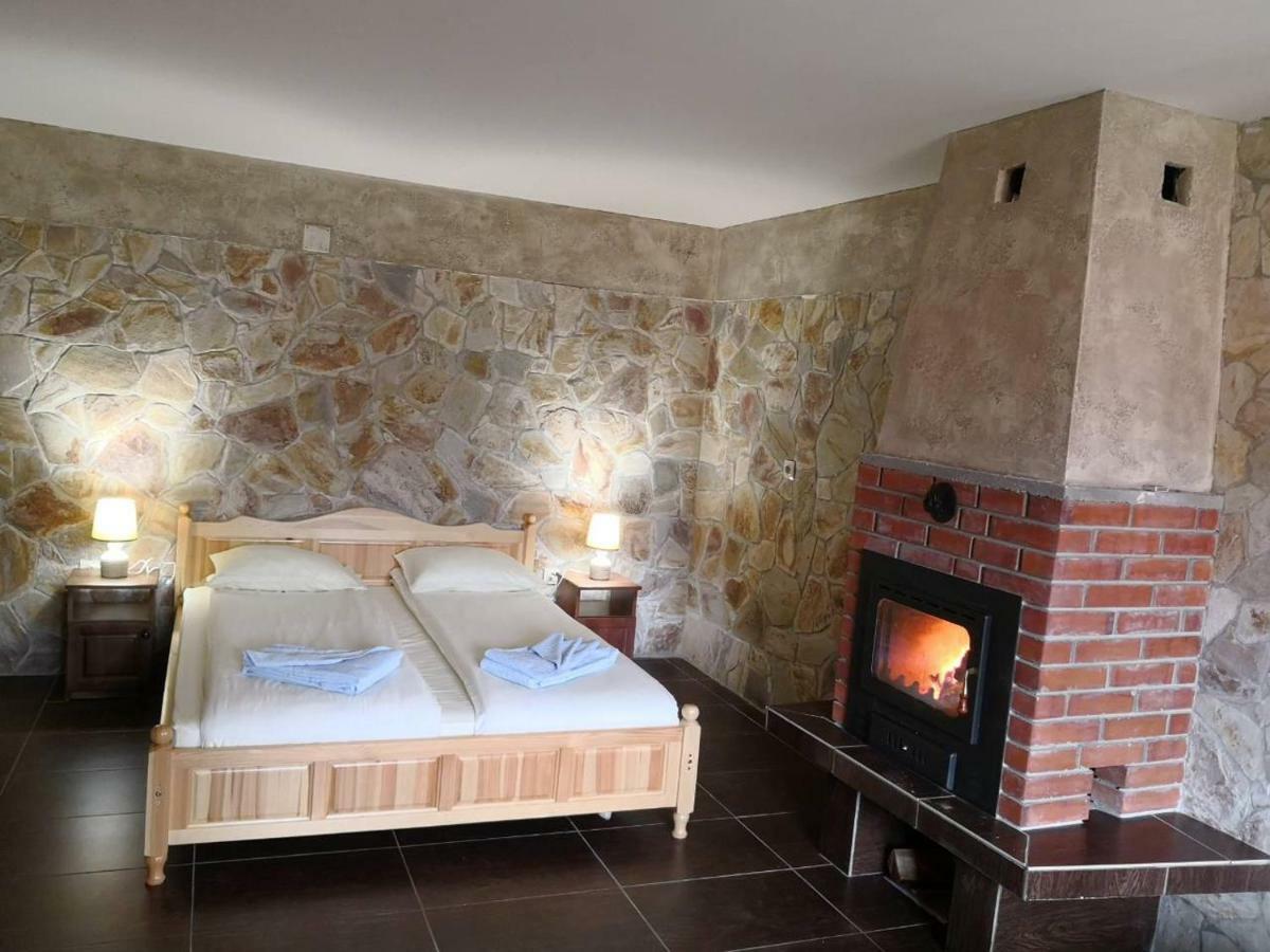 Yurukovata kashta Hotel Koprivshtitsa Eksteriør billede